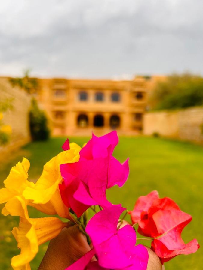 Hotel Golden Safari Jaisalmer ไจซัลเมอร์ ภายนอก รูปภาพ