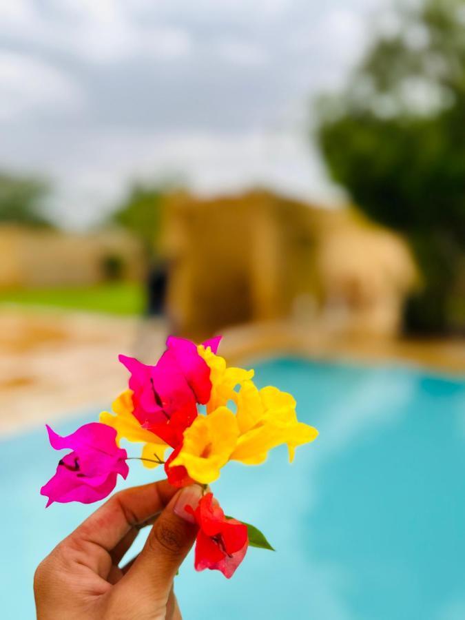 Hotel Golden Safari Jaisalmer ไจซัลเมอร์ ภายนอก รูปภาพ